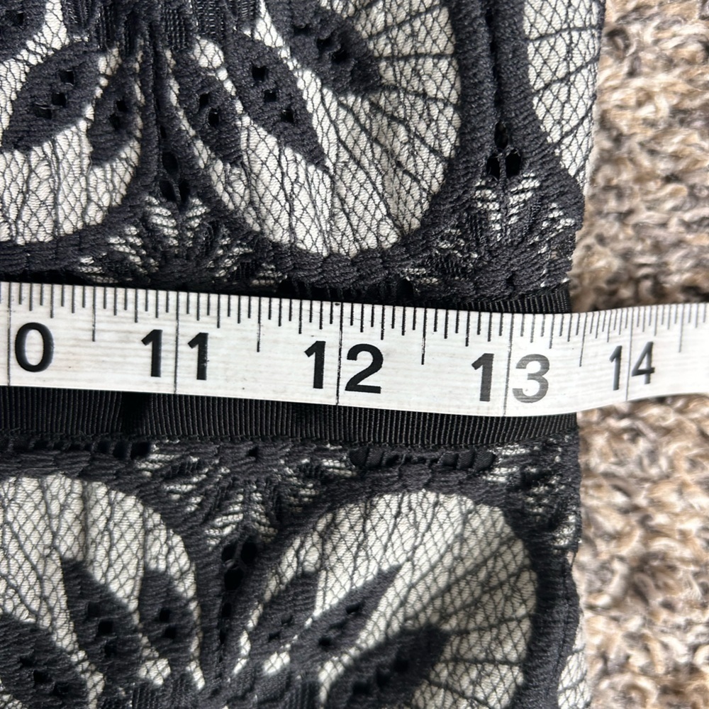 Banana Republic Women’s Lace Overlay Razorback Midi Dress size XS - Picture 9 of 9
